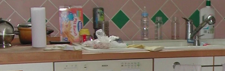 plan de travail cuisine désencombré épuré