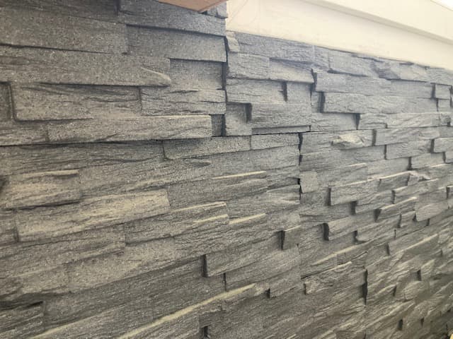 Plaques de parement effet pierre gris ardoise